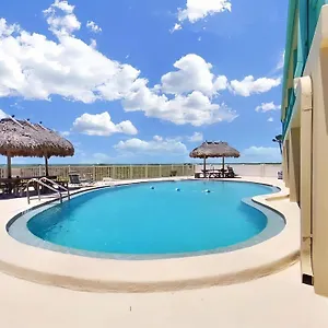 Breezy Belleair 5e Apartment